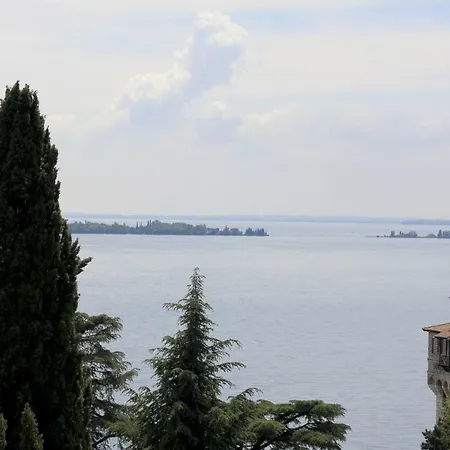 Gaia In Con Piscina Διαμέρισμα Gardone Riviera